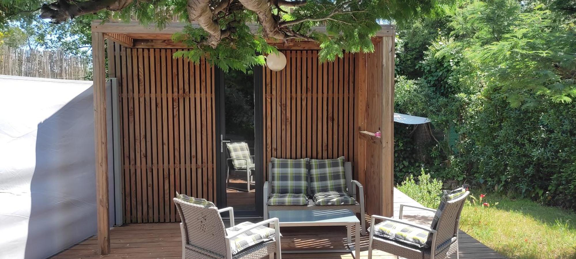 Joli Studio Climatise Avec Jacuzzi Prive Et Entree Independante Fréjus Dış mekan fotoğraf
